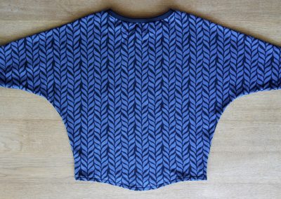 AAVA 3/4-Ärmel/3/4 sleeve, Rückseite/back